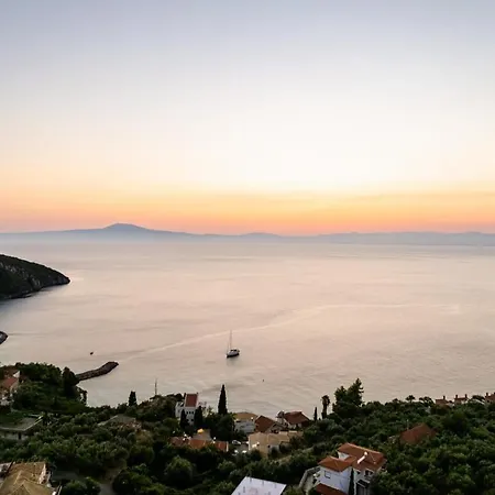 Semesterbostad Kitries Summer Getaway - Eden Seaside