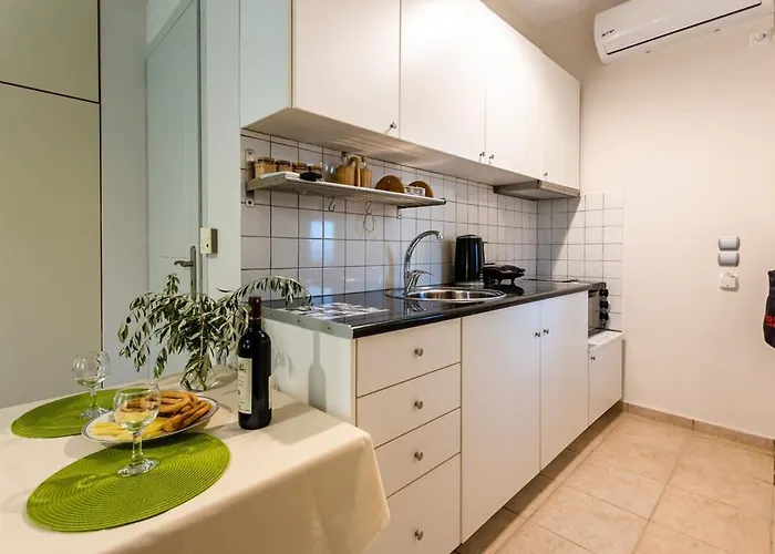 Kitries Summer Getaway - Eden Seaside *