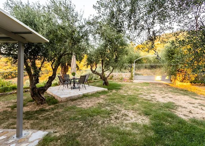 Kitries Summer Getaway - Eden Seaside *