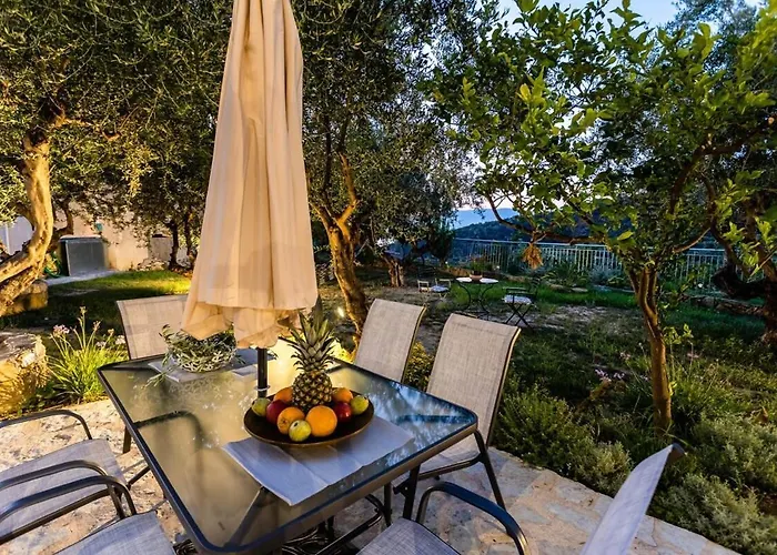 Kitries Summer Getaway - Eden Seaside Semesterbostad *