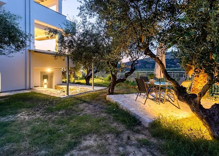 Kitries Summer Getaway - Eden Seaside * Kitriai