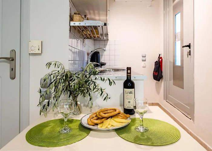 Kitries Summer Getaway - Eden Seaside *